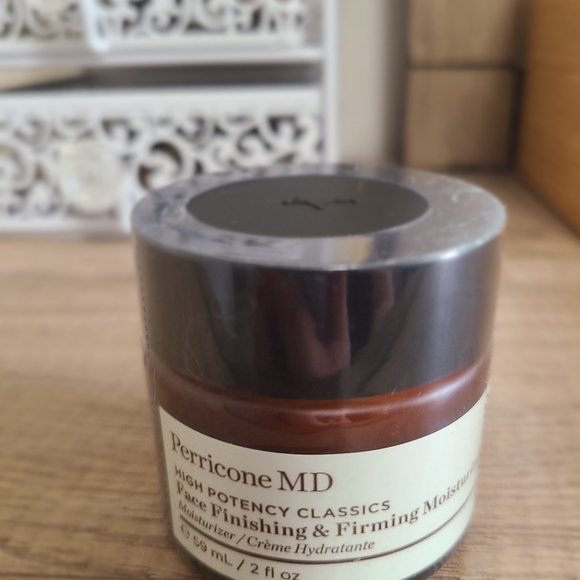 Cold Plasma 5-Piece Anti-Aging Skin Care Kit - Picture 6 of 7